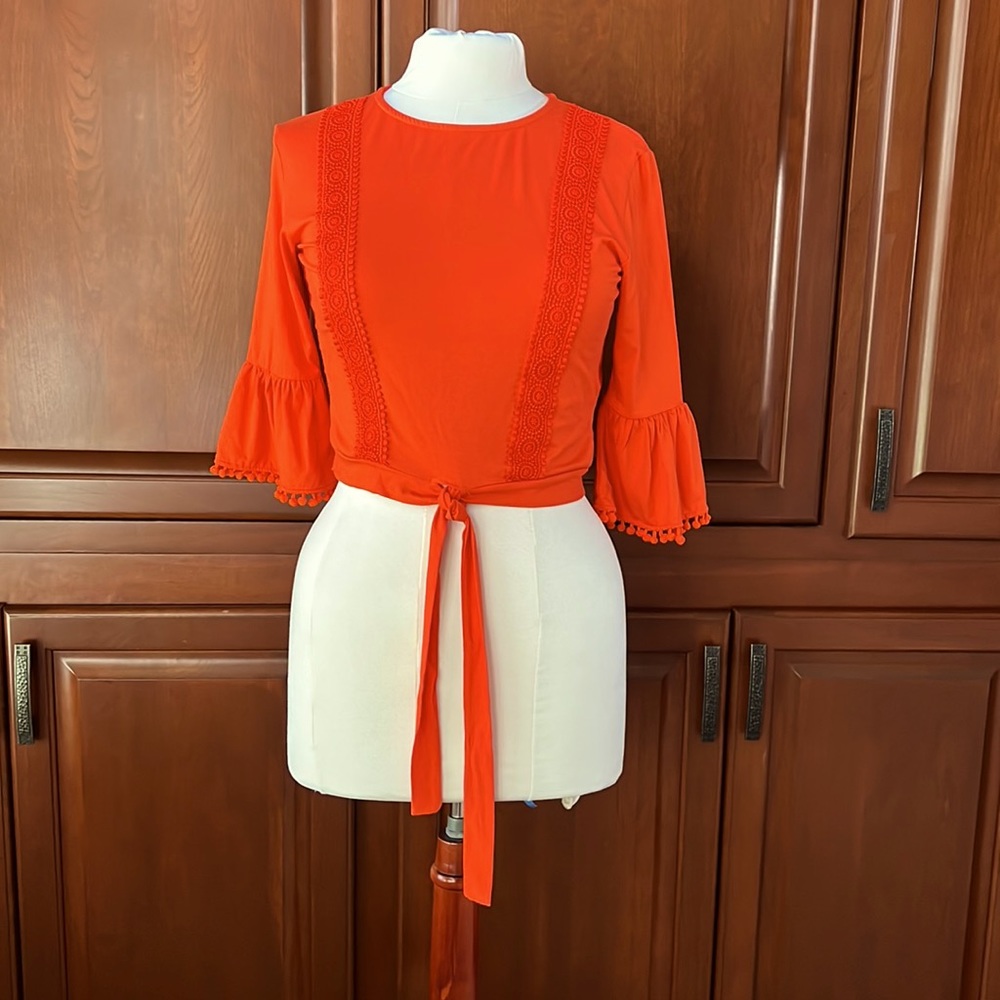 Miss Selfridge Petite Orange cropped top with tie front -6P
